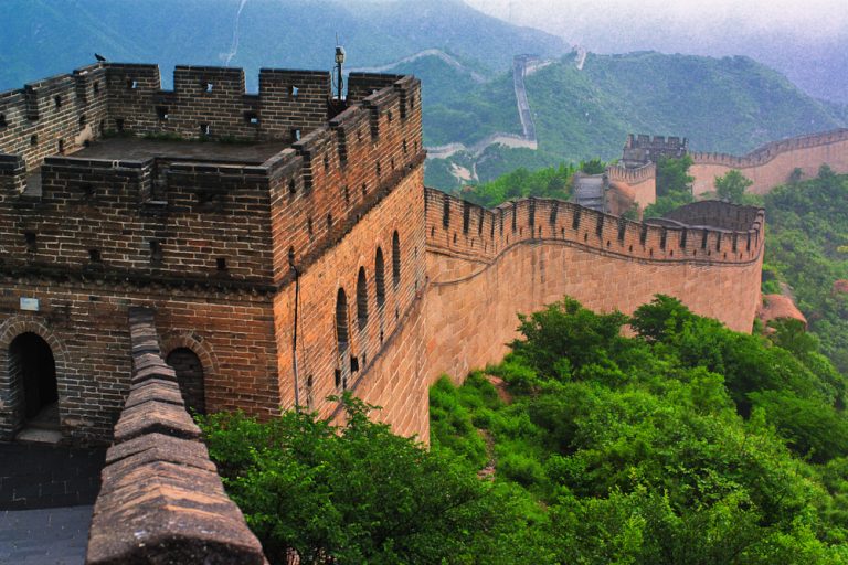 The Great Wall of China, the longest wall in the world - tipntrips